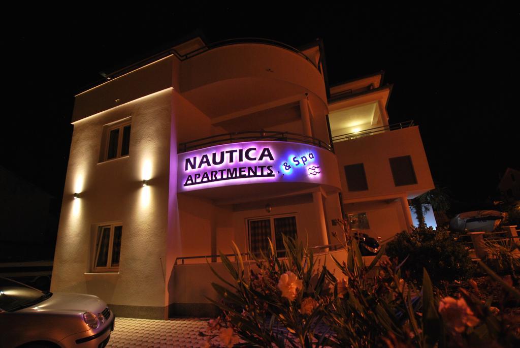 Nautica Apartments Betina  Ngoại thất bức ảnh