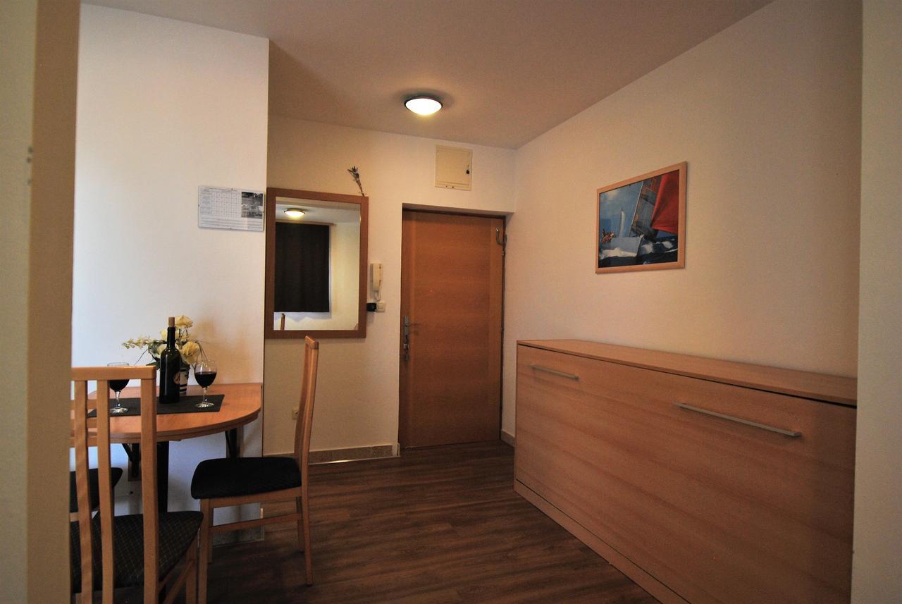 Nautica Apartments Betina  Ngoại thất bức ảnh