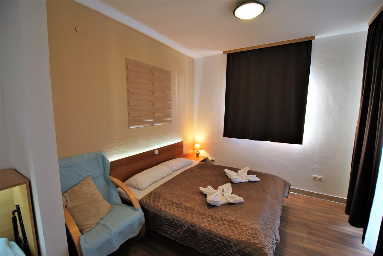 Nautica Apartments Betina  Ngoại thất bức ảnh