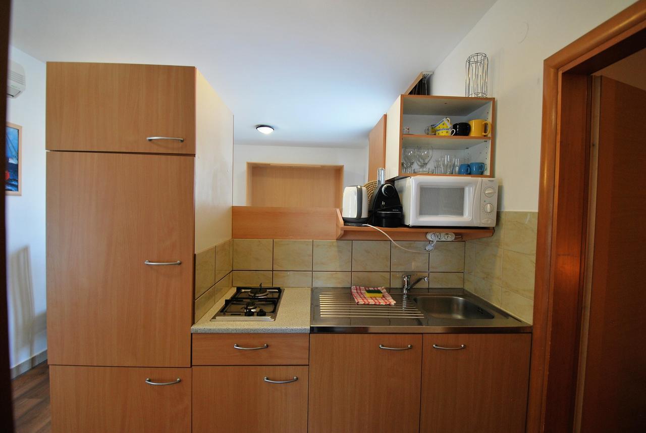 Nautica Apartments Betina  Ngoại thất bức ảnh